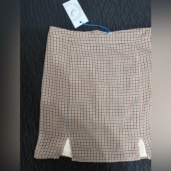 Francesca’s collection houndstooth pencil skirt size medium NWT - Picture 2 of 8